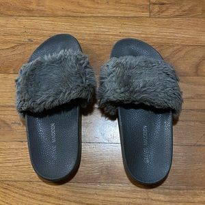 steve madden grey fluffy slides